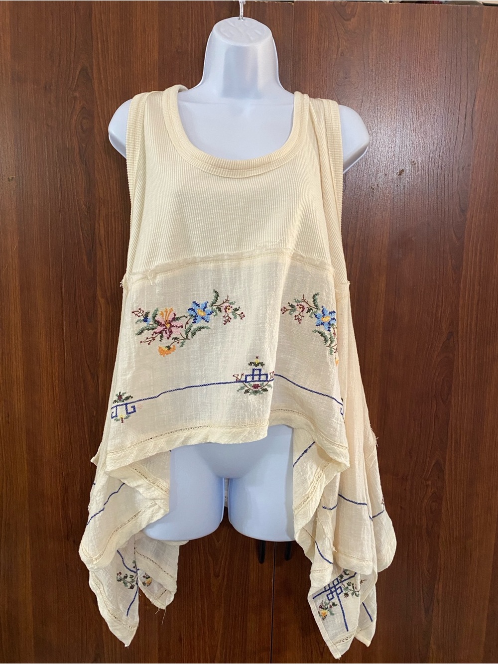 Cream Embroidered Sleeveless Handkerchief Hem Top NWOT